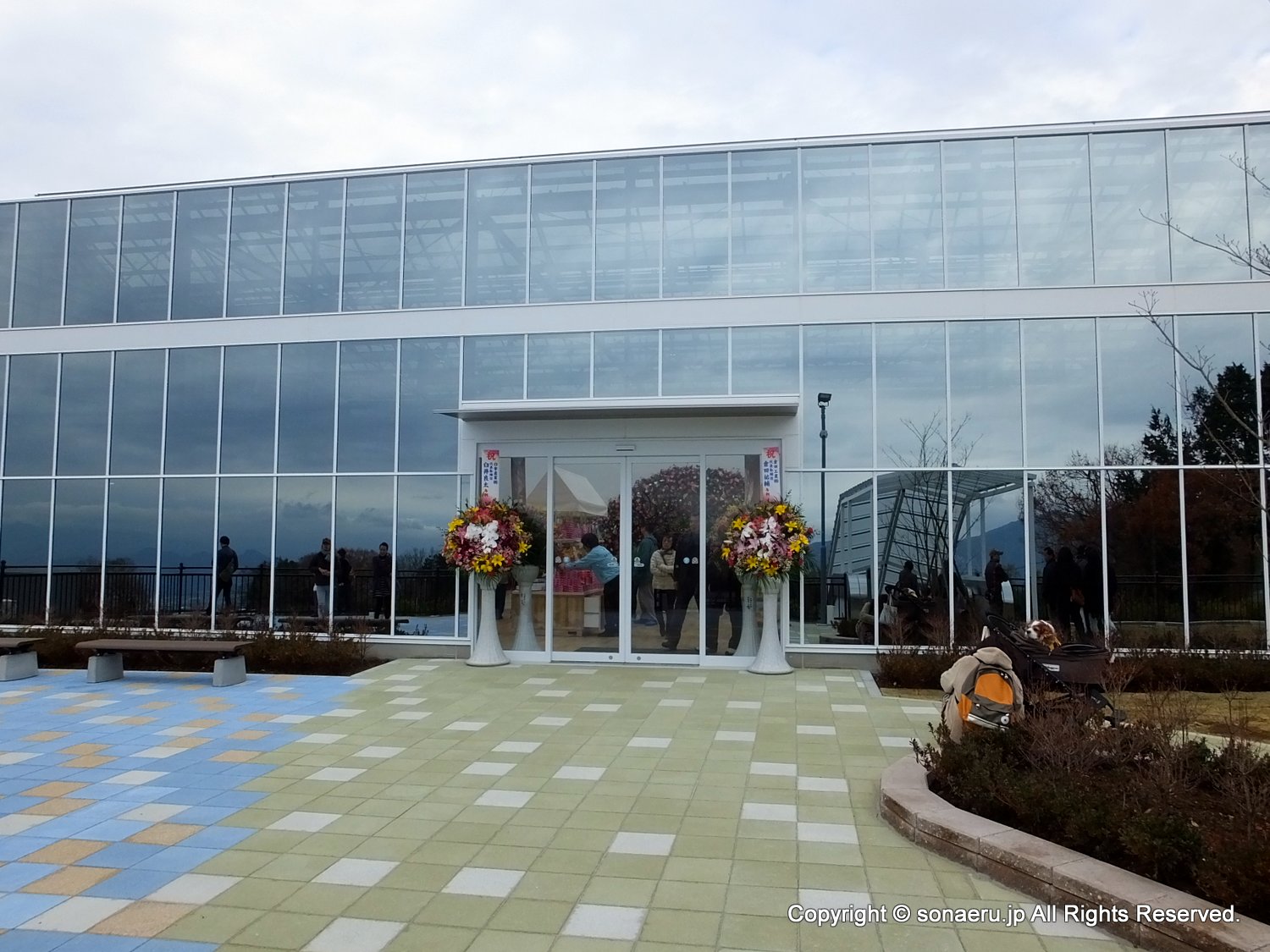 箱根西麓三島大吊り橋・みしまスカイウォークのSKY GARDEN（スカイガーデン）建物入り口写真