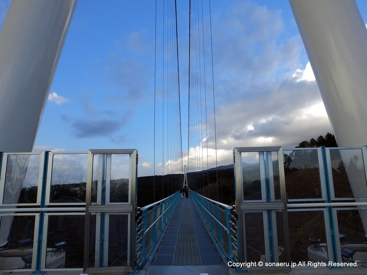 箱根西麓三島大吊り橋・みしまスカイウォークの吊り橋入口の写真