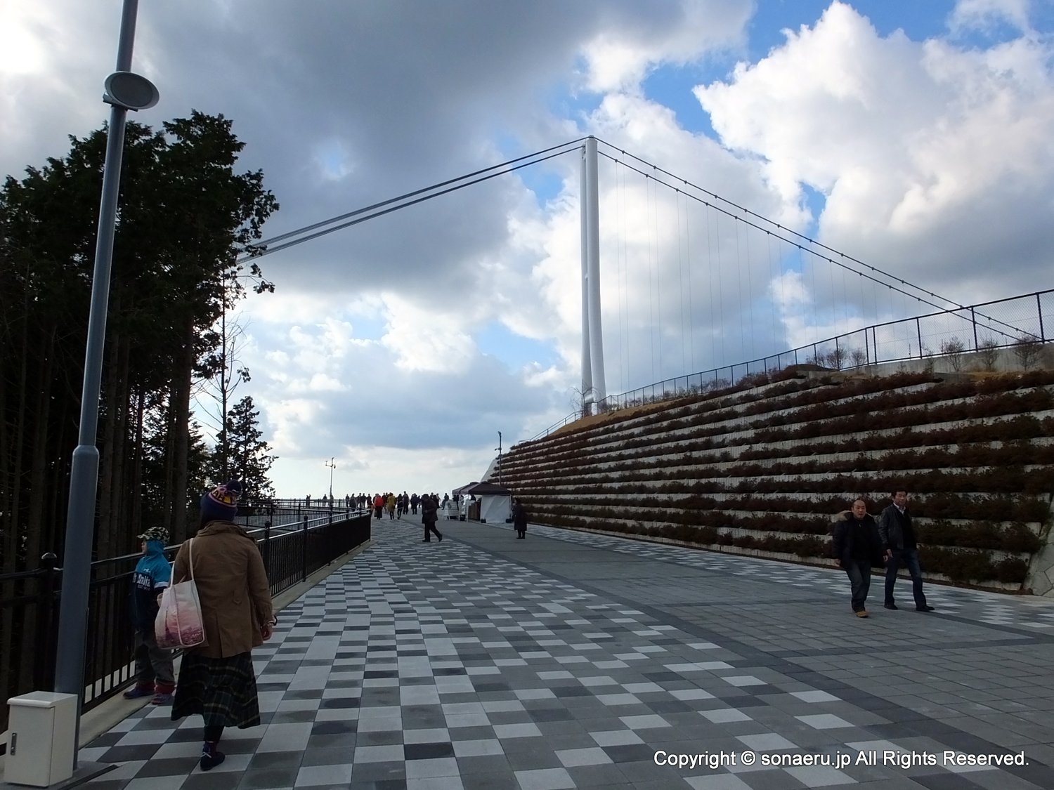 箱根西麓三島大吊り橋・みしまスカイウォークのゲートをくぐった先の写真